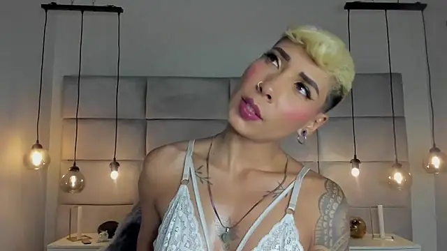 MiaMorgan  online show from 01-25-25, 09:04