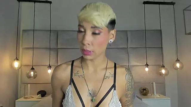 MiaMorgan  online show from 01-30-25, 12:06