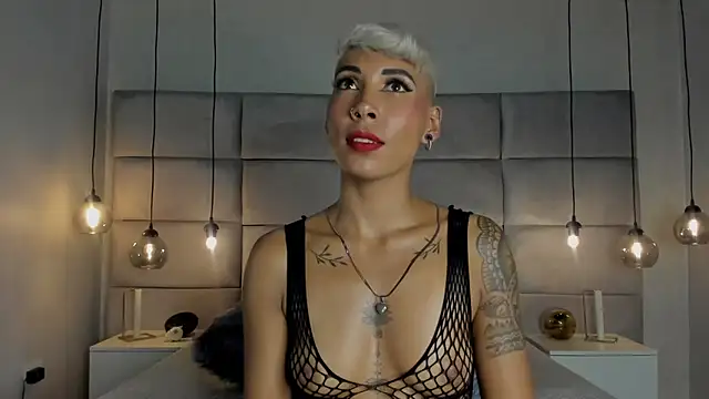 MiaMorgan  online show from 02-03-25, 06:07