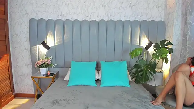 skyyfoxpraga online show from 01-06-26, 12:31