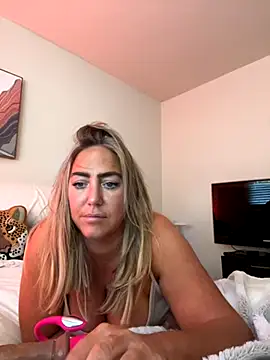 sunshinekisses online show from 11-06-25, 07:37