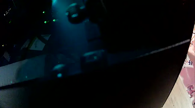 Snapshot of O_Black123 chatting on 03-09-25, 11:36 O Black123 online show from 03-09-25, 11:36
