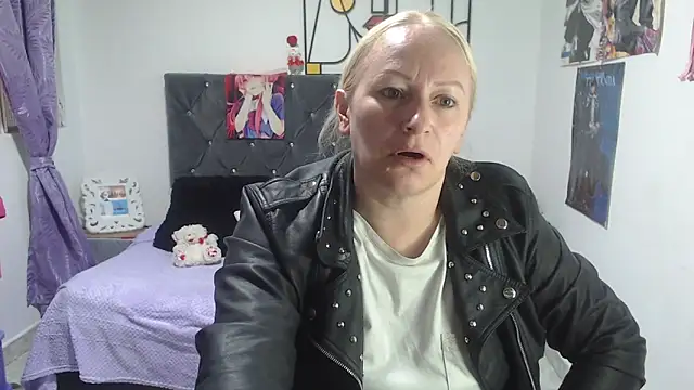 emperabigbootybigass online show from 06-04-26, 12:33