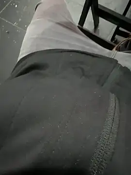 Farias8837 online show from 10-31-25, 02:29