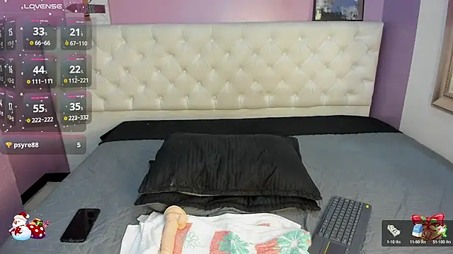 Snapshot of MadameDamn chatting on 12-23-24, 03:23 MadameDamn online show from 12-23-24, 03:23