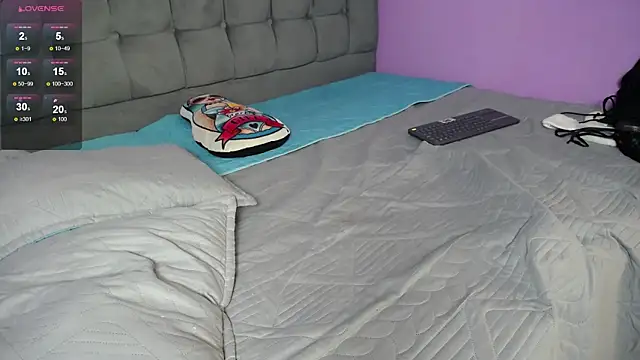 Snapshot of MadameDamn chatting on 02-22-25, 06:52 MadameDamn online show from 02-22-25, 06:52