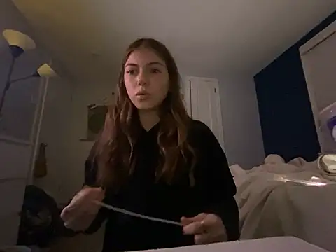 emilycoco online show from 12-13-24, 07:25