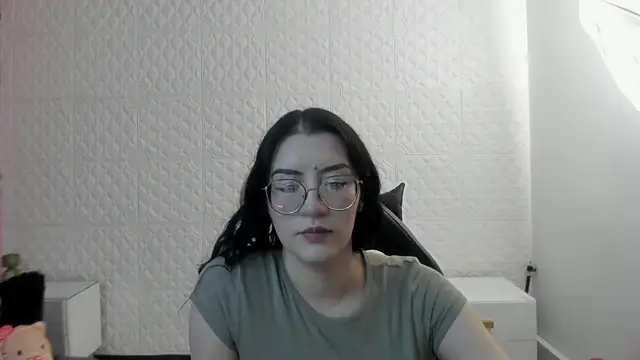 Violetaa diazz online show from 06-26-26, 08:46