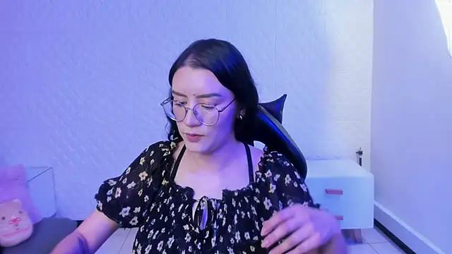 Violetaa diazz online show from 07-27-26, 08:38