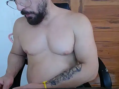 Snapshot of Apollo_21 chatting on 06-16-26, 02:52 Apollo 21 online show from 06-16-26, 02:52