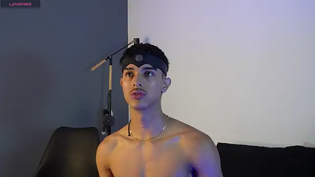 Busterspinter online show from 10-15-25, 04:51