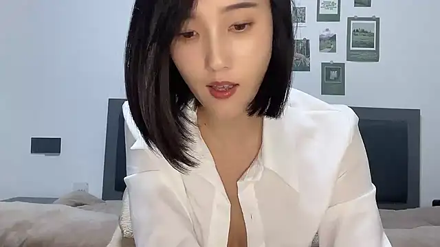 Arrebo1 online show from 12-18-24, 01:02