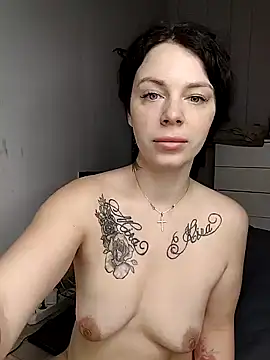 Snapshot of Lola_Hale chatting on 01-28-25, 05:14 Lola Hale online show from 01-28-25, 05:14