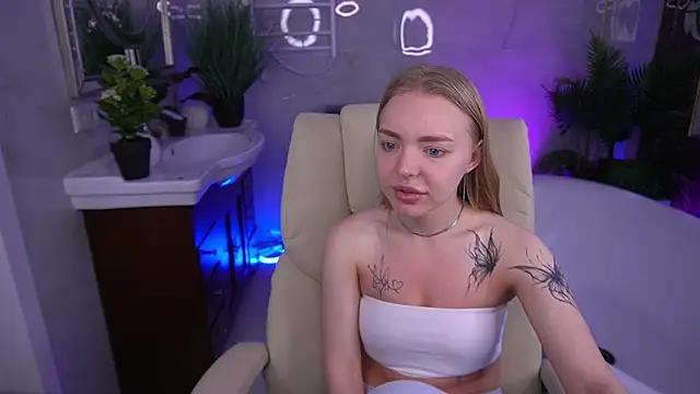 EmilySunshineS online show from 06-06-26, 07:02