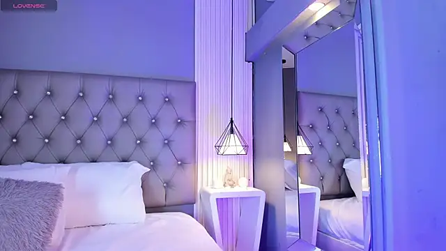 VioletthaRous online show from 04-04-26, 10:40