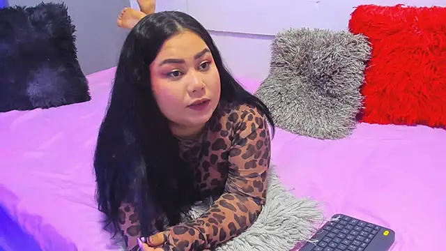 victoriajk online show from 02-17-26, 12:45