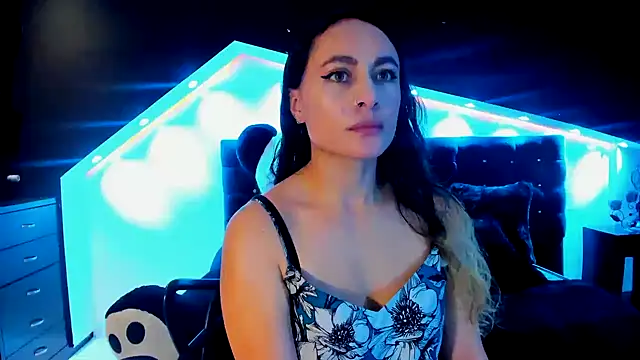 Coral Gibson online show from 02-03-25, 12:14