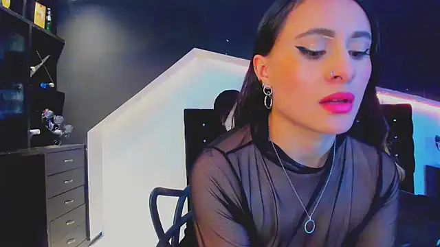 Coral Gibson online show from 03-22-25, 03:42