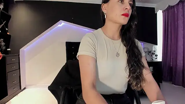 Coral Gibson online show from 05-22-26, 02:44