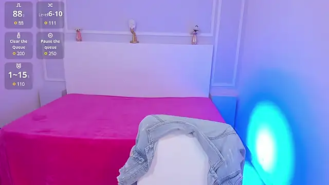 Snapshot of ScarlettWet9 chatting on 01-02-25, 03:26 ScarlettWet9 online show from 01-02-25, 03:26