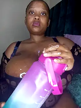 Hotty-boobsxxx online show from 11-05-25, 10:10