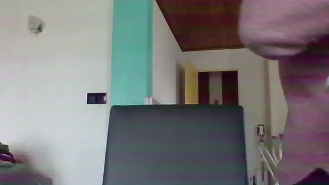 Snapshot of Sandcoq chatting on 10-30-25, 02:18 Sandcoq online show from 10-30-25, 02:18