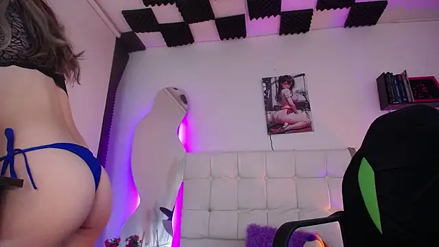 Snapshot of kaoz_36 chatting on 12-18-24, 07:41 kaoz 36 online show from 12-18-24, 07:41