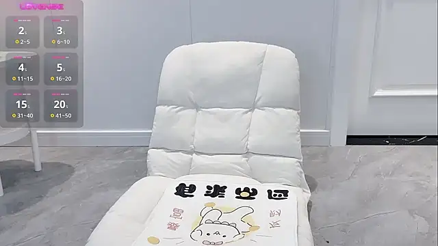 jiaozi-kiss online show from 10-24-25, 01:24