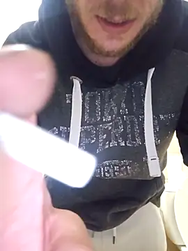 Snapshot of Alexxxmaster1312 chatting on 02-02-26, 09:24 Alexxxmaster1312 online show from 02-02-26, 09:24