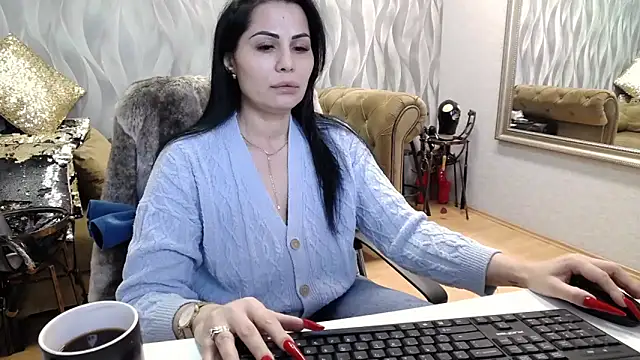 Sara Poison online show from 10-16-25, 02:23