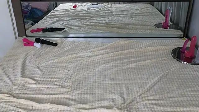 Snapshot of magnificent_angel chatting on 03-11-25, 12:44 magnificent angel online show from 03-11-25, 12:44