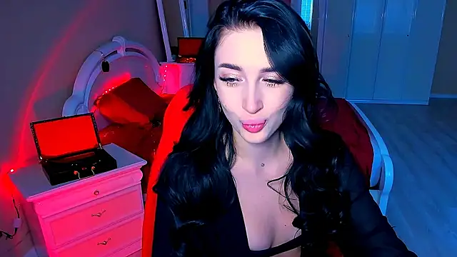 lovely desire online show from 12-17-24, 11:17