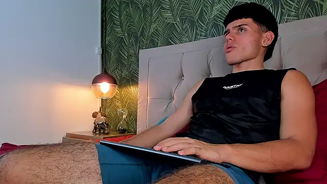 Nathaniel Park online show from 02-03-25, 01:09