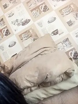 Snapshot of Veronica-Celie chatting on 03-12-26, 09:15 Veronica-Celie online show from 03-12-26, 09:15