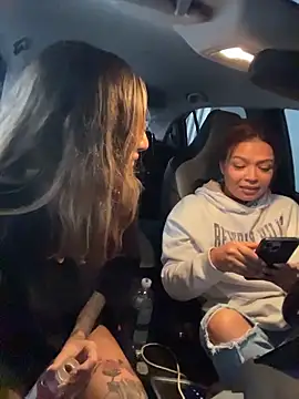 Snapshot of Mollymoon1 chatting on 02-02-26, 09:24 Mollymoon1 online show from 02-02-26, 09:24