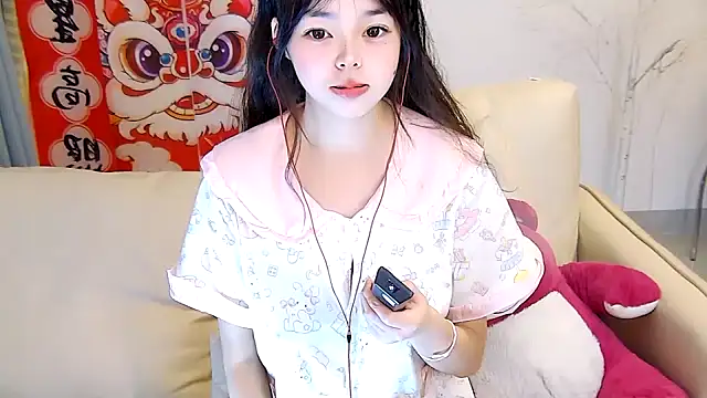 Snapshot of mango-a chatting on 02-19-25, 12:55 mango-a online show from 02-19-25, 12:55