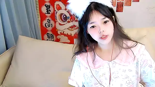 Snapshot of mango-a chatting on 02-19-25, 04:00 mango-a online show from 02-19-25, 04:00