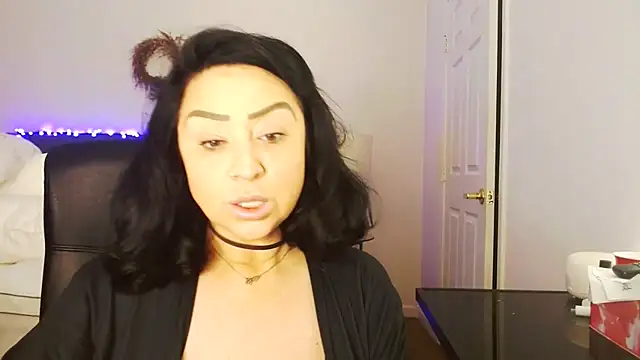 Snapshot of AlyssiaAmoreXO chatting on 05-04-26, 08:27 AlyssiaAmoreXO online show from 05-04-26, 08:27
