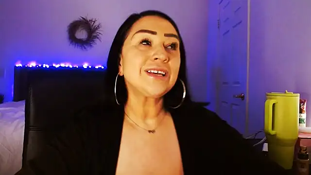 AlyssiaAmoreXO online show from 07-07-26, 07:18