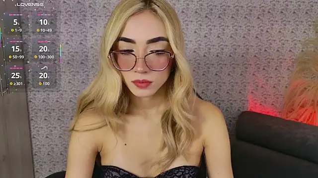 Sarajonnes online show from 03-03-26, 02:23