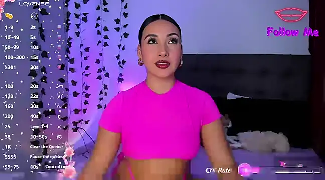 charlotte james0 online show from 12-10-24, 01:43