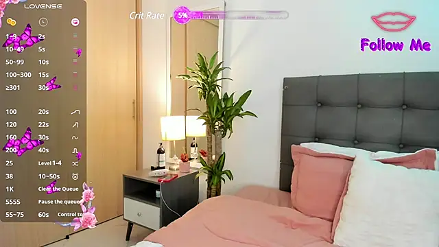 charlotte james0 online show from 03-23-25, 02:59