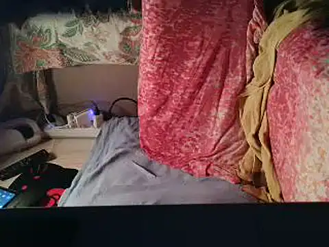 VeneRed online show from 03-11-25, 06:52