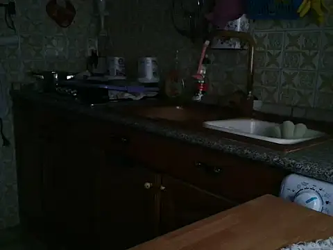 VeneRed online show from 09-27-25, 06:51