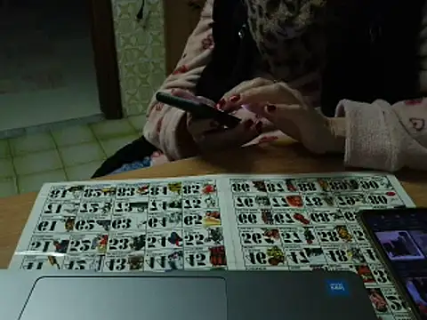 VeneRed online show from 11-17-25, 07:52