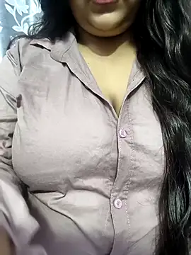 Cute payal0 online show from 05-01-26, 06:23