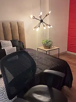 Alisha-Bond online show from 03-08-25, 11:07