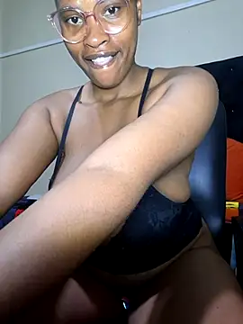 Snapshot of sexy_boobs97 chatting on 04-23-26, 04:57 sexy boobs97 online show from 04-23-26, 04:57