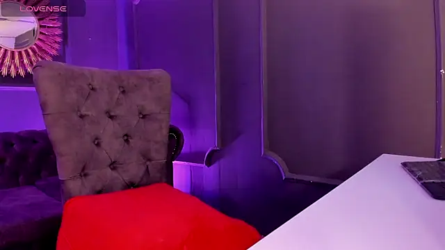 Lucy Williiams online show from 01-13-25, 07:11