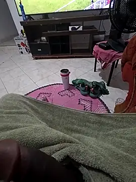 Snapshot of negro1978mt chatting on 02-15-26, 05:48 negro1978mt online show from 02-15-26, 05:48